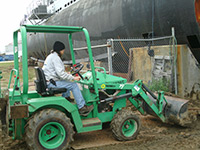 digging out under the hull